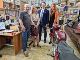 Evgenia Bure and Participants of the Round Table on Road Safety in the Public Chamber of the Leningrad Region on MOTORADIO online Rock radio